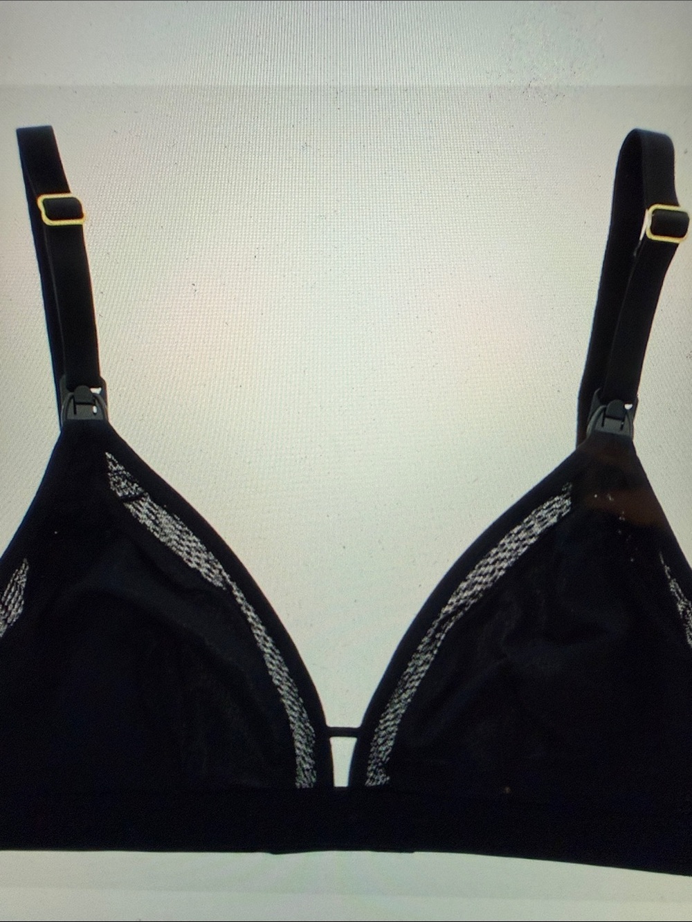 LIVELY Nursing Bralette 92240 Wireless
Black Mesh Detailing, Stretch, Plunge